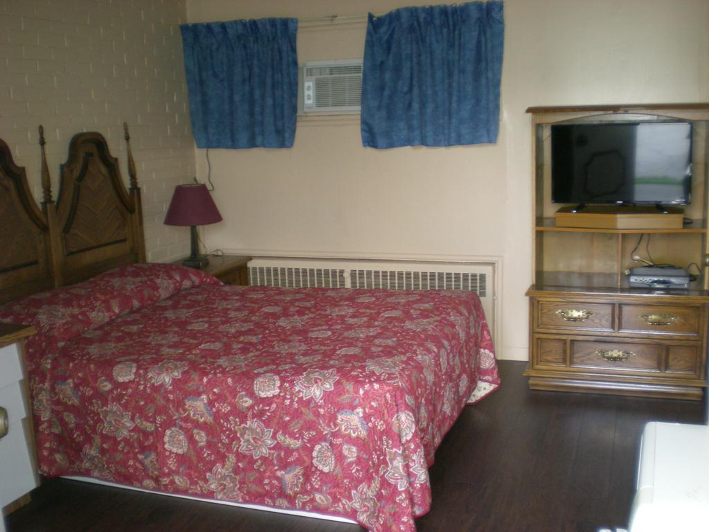 Motel Seigneurie De Vaudreuil Zewnętrze zdjęcie