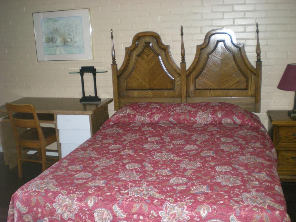 Motel Seigneurie De Vaudreuil Zewnętrze zdjęcie